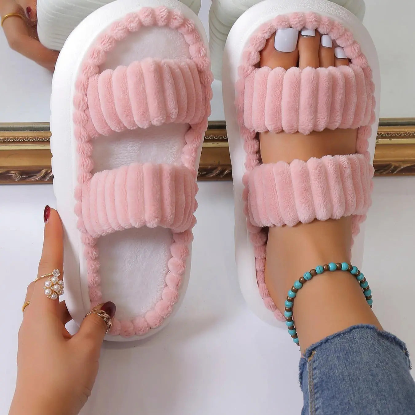 Cosy Cloud Plush Slippers™