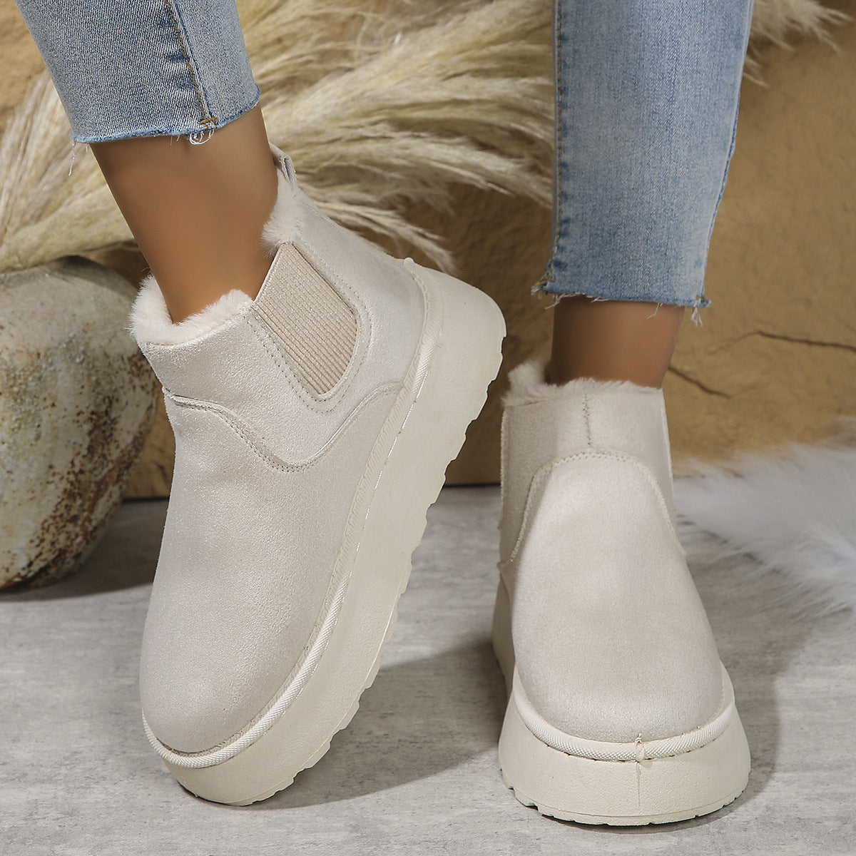 Women's Furred Cosy Boots